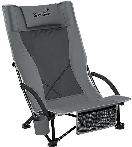 Skandika Strand Klappstuhl Beach | Bequemer Strandstuhl mit atmungsaktivem Mesh, Getränkehalter, niedrig, leicht zu transportieren, max. 136 kg | Faltbarer Campingstuhl, Liegestuhl (grau)