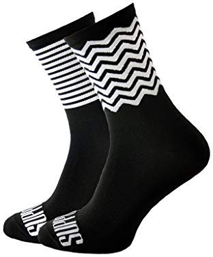 SUPPORT Herren Radsocken atmungsaktive Technologie rutschfeste Faser Unisex lustige Muster Radfahrer Zubehör für Wandern Laufen Klettern Radfahren Essentials, Zig Zag Stripes, Größe 42-44 EU