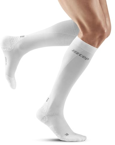 CEP Herren Ultralight Socks Tall V3 Laufbekleidung Kompressions-Socken White - Weiß V