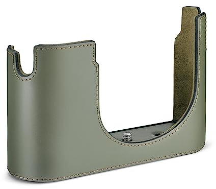 Leica Halbtasche aus pflanzlich gegerbtem Leder für Q3 Kamera mit zusätzlichem SD-Kartenfach, sofortigem Akku und Speicherkartenzugriff (Olivgrün)