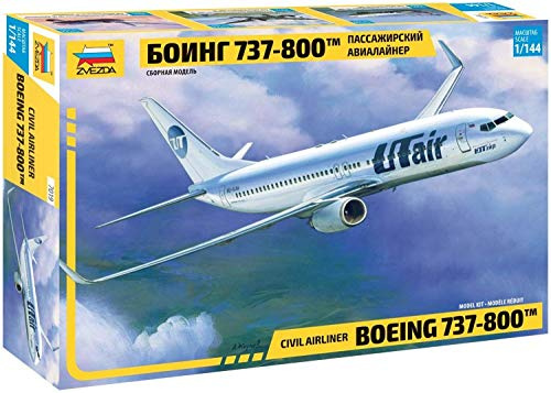 Zvezda 7019 Civil Airliner Boeing 737-800 1/144