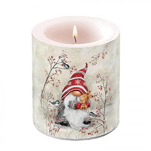 Ambiente Kerze Stumpenkerze 10 cm hoch Wichtel Zwerg in Winterlandschaft 45h Brenndauer