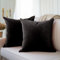 Encasa XO Kissenbezüge aus Samt - 2er-Set (60x60 cm) - Black- Uni gefärbt, weich & glatt, waschbar, quadratisch, großer Wurfkissenbezug für Couch, Sofa, Stuhl, Bett und Wohnbereich