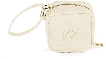 Pasito a Pasito. Funda Portachupete de Bebé María. Asa de mano con broche lateral para colgar en el cochecito o bolsa de maternidad. Eco-leather tipo vacuno Color Beige. Medidas: 8x8x7cm.
