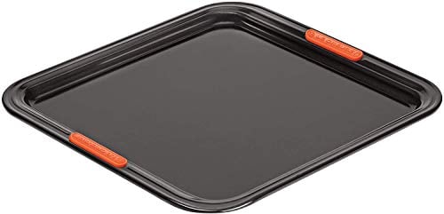 Le Creuset Bandeja antiadherente cuadrada plana, 31 x 31 cm, resistente a ácidos, revestimiento de acero al carbono, Gris/Naranja, 94100637000000, 94100637000000