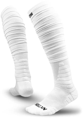 Nxtrnd XTD Scrunch Fußballsocken, extra lange gepolsterte Sportsocken für Herren und Jungen, Weiss/opulenter Garten, Medium