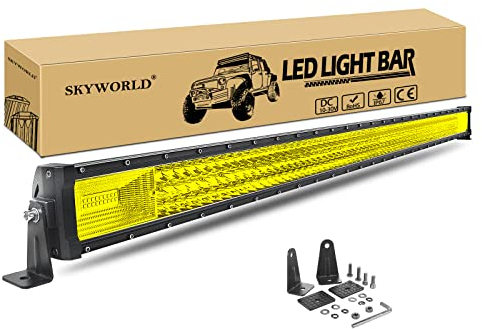 SKYWORLD led arbeitsscheinwerfer bar, Dreireihig 52 Zoll 132cm 675W Scheinwerfer Flut Combo Offroad Beleuchtung für 4x4 SUV ATV UTV Auto traktor Wasserdicht 12V 24V Gelb LED Zusatzscheinwerfer Bar