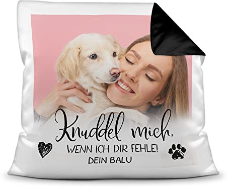 PfotenSchild Personalisiertes Foto-Kissen mit Füllung - Knuddel Mich, wenn ich dir fehle - mit Namen selbst gestalten - für Hunde, Katzen und andere Haustiere | Rückseite Schwarz