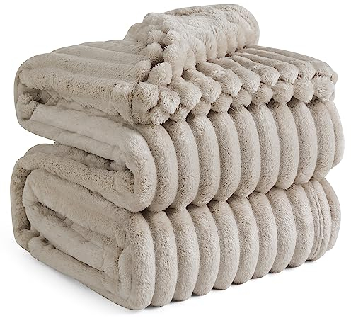 BEDSURE kuscheldecke 220x240 - Tagesdecke, Wolldecke & Fleecedecke, Sofadecke, Weiche Warme Grobe Korddecke für Zimmer Deko, Wohn- & Kuscheldecken, XXL Große Decke, Beige, 220 x 240 cm