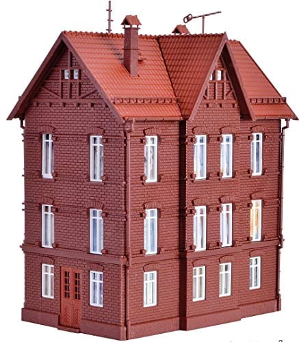 Vollmer 43806 Eisenbahner-Wohnhaus mit First