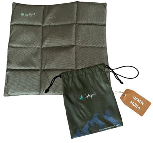 Gipfelgaudi Outdoor Sitzkissen faltbar (Schwarz) inkl. Tasche I Ultraleichtes & faltbares Sitzkissen für Unterwegs I Wetterfeste Sitzunterlage Outdoor I Stadion Sitzunterlage (Beige/Khaki)