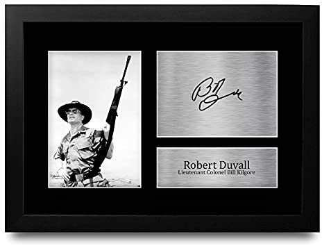 HWC Trading FR A4 Robert Duvall Apocalypse Now - A4 Framed Geschenke Gedruckt, Signiert Autogramm Bild Für Film-Erinnerungsstücke-Fans - A4 Eingerahmt