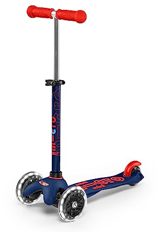 Micro Kickboard - Mini Deluxe LED - Dreirad, Neigefunktion, Swiss-Design-Micro-Scooter für Kleinkinder & Kinder mit bewegungsaktivierten Leuchtrollen für Kinder von 2-5 Jahren (Marineblau)