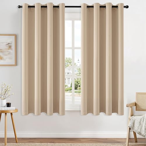 EMEMA Verdunklungsvorhänge mit Ösen 2er Set 140x145cm Dunkelbeige Gardinen | Blickdicht Vorhänge mit Ösen 145CM Lang bdunkelnde Thermovorhang für Wohnzimmer Schlafzimmer Ösenvorhänge H145xB140CM
