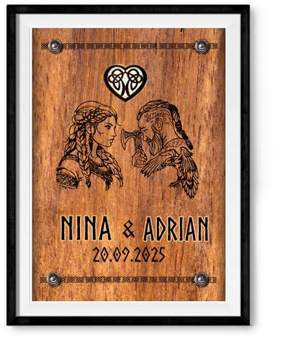 TinyTami Hochzeitsgeschenk Wikinger Poster Personalisiertes Viking Bild für Brautpaar & Jahrestag mit Namen und Datum Schildmaid und Krieger 21 x 30 cm