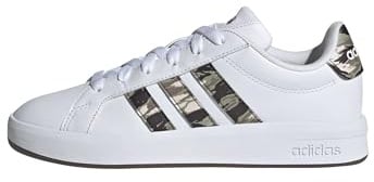 adidas Unisex Kids Grand Court 3.0 Junior Shoes, FTWR White/Tent Green/Gum5, 4.5 UK