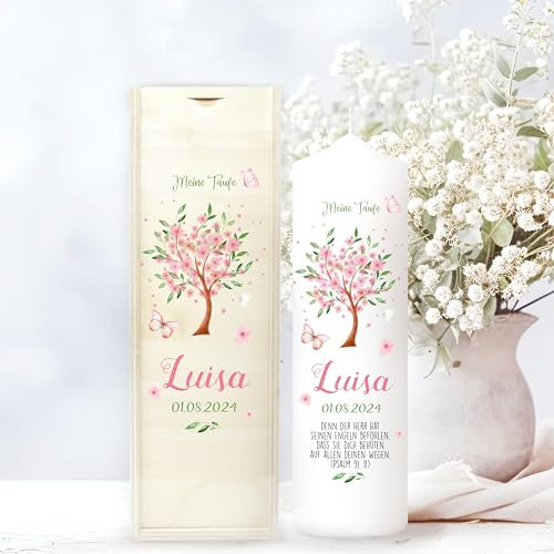 Wandtattoo Loft Taufkerze Mädchen mit Taufspruch, Motiv Baum mit Blüten, 25cm x 7cm, personalisierte Kerze, bedruckte Kerze Taufe, Stumpenkerze zur Taufe, individuelles Taufgeschenk