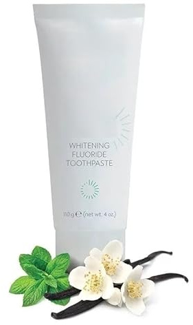 NUSKIN. AP 24 Whitening Fluoride Zahnpasta zur Zahnaufhellung