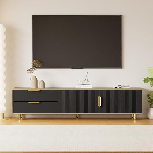 TV Lowboard 200 cm breit schwarz Hochglanz Geschnitzte Marmor Optik goldene Griffe Füße 3 Schubladen Push-to-Open TV Schrank Board Sideboard Media Konsole luxuriös Wohnzimmer 85 Zoll