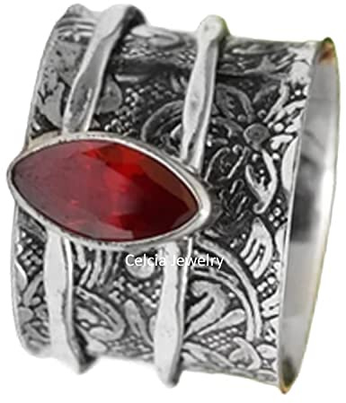 Bague martelée oxydée en argent avec pierre précieuse rouge grenat à facettes Marquise Spinner Méditation Spin Anxiété