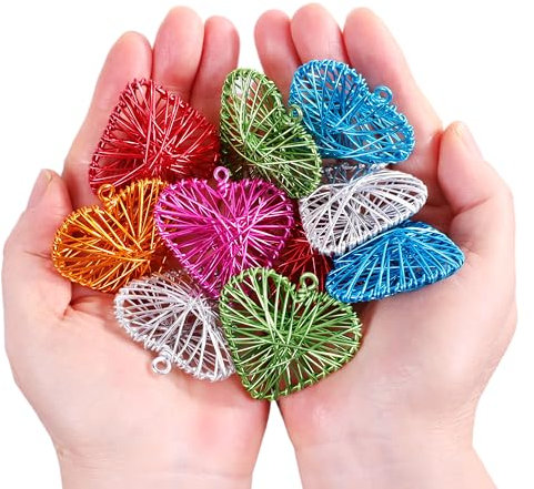 Bunte Metalldraht-Herzen als Geschenk – 12 Stück Aluminium-Rattan-3D-Hängeornamente für Valentinstag, Hochzeit, Auto, Outdoor-Lampenschirm, Vasenfüller, Tischdekoration, Liebesgeschenke für Mädchen