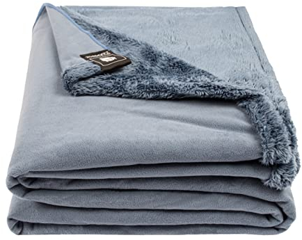 'zoeppritz since 1828' Bliss-Decke – Kunstfell Kuscheldecke – Flauschige und luxuriöse Fellimitat-Decke mit glatter Rückseite - 140x190 cm – 570 raw Denim