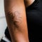 Elektrische Linien - Inkster Tattoo | vegane & wasserfeste Temporäre Tattoos für Erwachsene - EU-Kosmetikzertifizierte Farbe - revolutionäres 2 Wochen Tattoo | Premium Klebetattoos