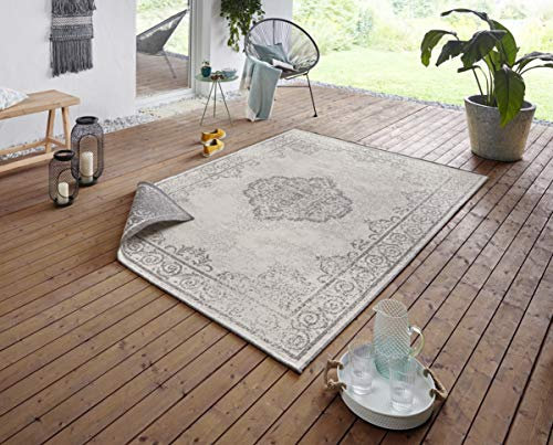 NORTHRUGS In- und Outdoor Teppich Cebu 80x150cm - Wendeteppich Wetterfest Orientalisches Vintage Design Läufer für Balkon Terrasse Garten Wintergarten Wohnzimmerteppich Wasserfest in Grau Creme