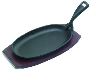 9.5 Oval Sizzle Platter with wooden Underliner base - From Sizzle to Service - Cast Iron - Sizzler Sizzling Dish