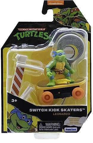 Teenage Mutant Ninja Turtles TMNT Leonardo Mutant Mayhem Switch Kick Skater, Blau, Spielzeug und Geschenke für Kinder ab 3 Jahren