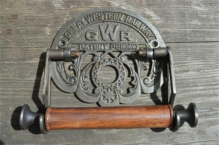 BEAUTIFUL REPLICA CAST IRON GREAT WESTERN RAILWAY TOILET ROLL HOLDER GWR TRAIN