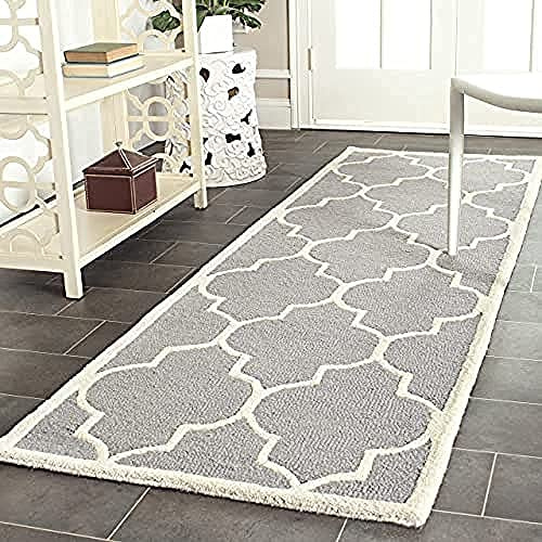SAFAVIEH Cambridge Collection Area Rug - 6' x 9', Light Green & Ivory, Handmade Moroccan Trellis Wool, Ideal for High Traffic Areas in Living Room, Bedroom (CAM134B)