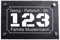 wandmotiv24 Personalisierte Hausnummer Hausnummernschild aus Naturstein Schiefer, auf Schiefertafel, mit individueller Beschriftung Hausnummer, Straße, Familiennamen in Rahmen M0053