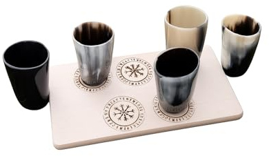 Frera Horn Becher, Traditioneller Trinkbecher aus Horn, Schwarz-Beige Marmoriert, 40-50 ml Fassungsvermögen, Handgefertigt (5 Stück im Set mit graviertem Brettchen)