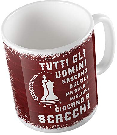t-shirteria Tazza in Ceramica - Tutti gli Uomini nascono uguali ma solo i migliori giocano a Scacchi - Tazza Idea Regalo - Gadget Idee Regalo