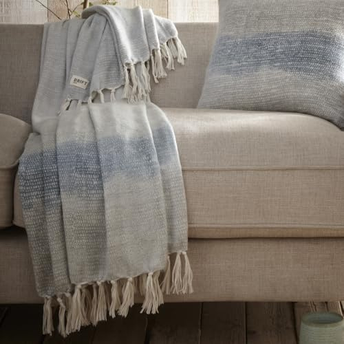 Drift Home Überwurf mit grünem Farbverlauf (180 x 130 cm), nachhaltige recycelte Baumwolle, Quasten-Decke, umweltfreundlich, großer eintauchgefärbter Sofa- und Bettüberwurf