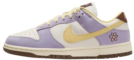 Nike Dunk Low - Scarpe da Donna Lilac Bloom/Soft Yellow-Sail, Taglia 39 EU, Lilac Bloom - Corda Gialla Morbida, 39 EU