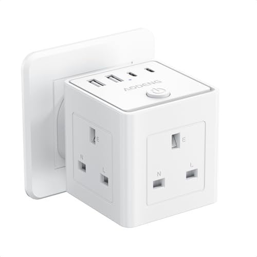 Plug Extension Socket with 4 USB, 3 Way (13A/3250W) Multi Plug Adapter UK, USB Wall Plug Charger, 3 Pin Plug Expander for Home, Office,Travel