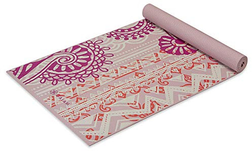 Gaiam Yogamatte mit klassischem Druck, rutschfeste Übungs- und Fitnessmatte für alle Arten von Yoga, Pilates und Bodentraining, Bohemian Rose, 4 mm