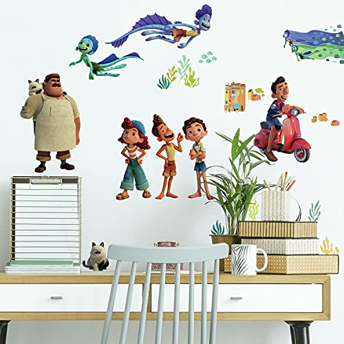 ROOM MATES RMK4847SCS Pixar Luca - Adesivi da parete, colore: verde, blu, viola, arancione, rosso, giallo, marrone, nero