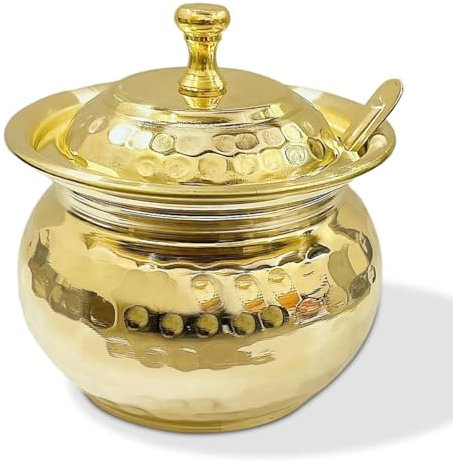 KC Contenitore multiuso in ottone martellato dorato anticato, 400 ml, con cucchiaio di design in rilievo