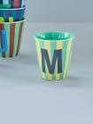 Rice Melamin Becher medium gestreift mit Buchstaben, Modell für Jungen blau/grün/mint- Töne, Größe 9 x 9 cm (M Junge)
