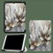 Custodia per iPad 10,2 Pollici, 2021/2020/2019 Modello, 9/8/7 Generazione, Ultra Sottile Leggero Smart Cover Tri-fold Supporto Cover con Auto Svegliati/Sonno Petali D'Argento Loto Fiori