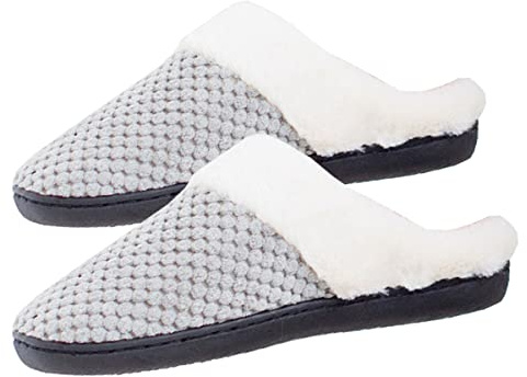 Women’s Warm and Cozy Plush Faux Fur Slippers, Lightweight, Breathable, and Comfortable Indoor/Outdoor House Shoes with Anti-Slip, Durable Sole for Daily Wear (Grey)