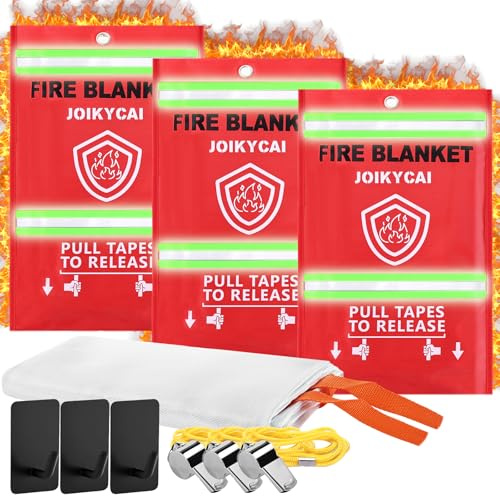 JOIKYCAI Feuerlöschdecke 1x1m mit Notsignalpfeife, Brandschutzdecke gemäß DIN EN 1869:2019 aus Glasfasertücher in Haushalt, Küche, Büro, Garage & Wohnmobil, Wandmontage-fähig, 3 Stücke