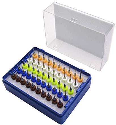 50 piezas Microdrill Juego de brocas PCB Carburo de tungsteno para grabar instrumentos para circuitos impresos con funda protectora 0,5 mm - 0,9 mm