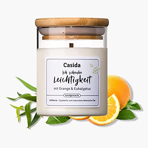 Casida® Duftkerze im Glas mit naturreinen ätherischen Ölen und Sojawachs - Ideale Duftkerze als Geschenk für Weihnachten, Winter & Herbst (Orange & Eukalyptus)