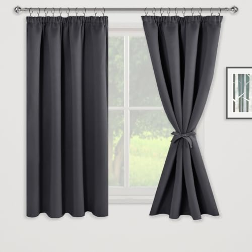 JIUZHEN Verdunklungsvorhänge Gardinen mit kräuselband Vorhang Blickdicht Vorhänge Wohnzimmer Gardinen Schlafzimmer Thermovorhang Dunkelgrau, H137 x B117 cm,2er Set