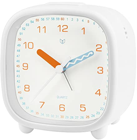 Ayybboo Wecker Analog Ohne Ticken, Wecker Kinder mit Snooze Licht, Großes Ziffernblatt Quarzwecker, Lernwecker für Jungen Mädchen, Geräuschlos (Weiß)