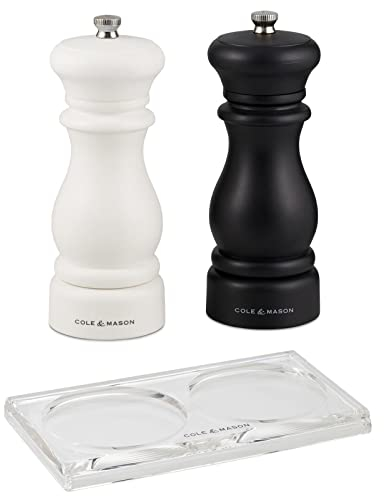 Cole & Mason 3-tlg. Salz- und Pfeffermühlen Set 16 cm - klassisches schwarz-weiß Mühlen Duo mit Acryl-Tablett für Tisch, Servieren & Küche